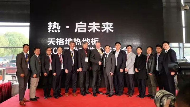 上海地材展熱點(diǎn)追蹤：首個(gè)、獨(dú)占、雙白金…他竟然占全了